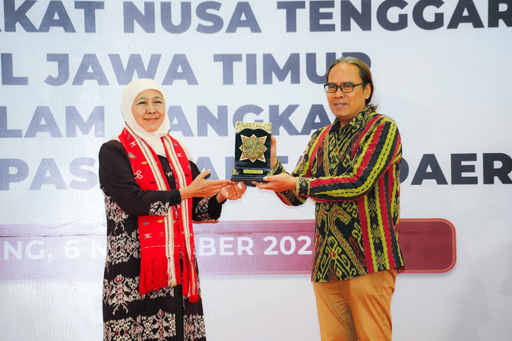 Khofifah Bertemu Warga NTT Asal Jatim, Ajak Kerukunan dan Sinergi Ekonomi