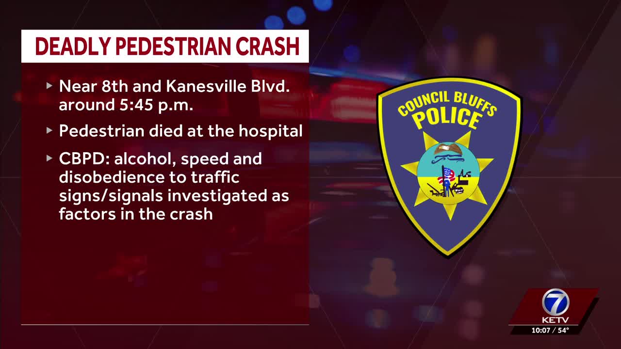 Council Bluffs police investigate after pedestrian killed in crash