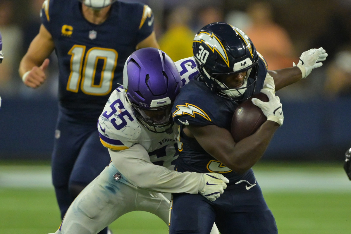 Brian Flores raves about LB Eric Wilson and emphasizes what really ...