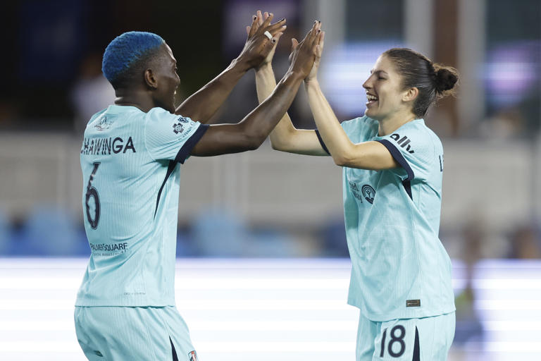 Cómo voté en los Premios de Fin de Año de la NWSL 2025: Jugadora Más Valiosa, Novata del Año, Centrocampista, Defensa, Portera y Entrenadora del Año