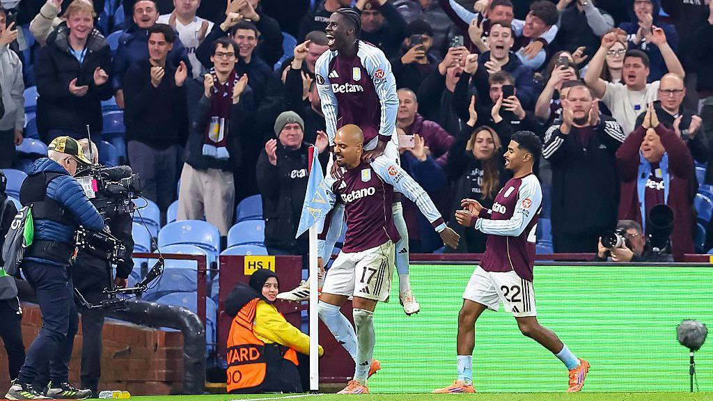 Aston Villa 2-0 Maccabi Tel Aviv: Declaraciones de Emery, Konsa y Maatsen