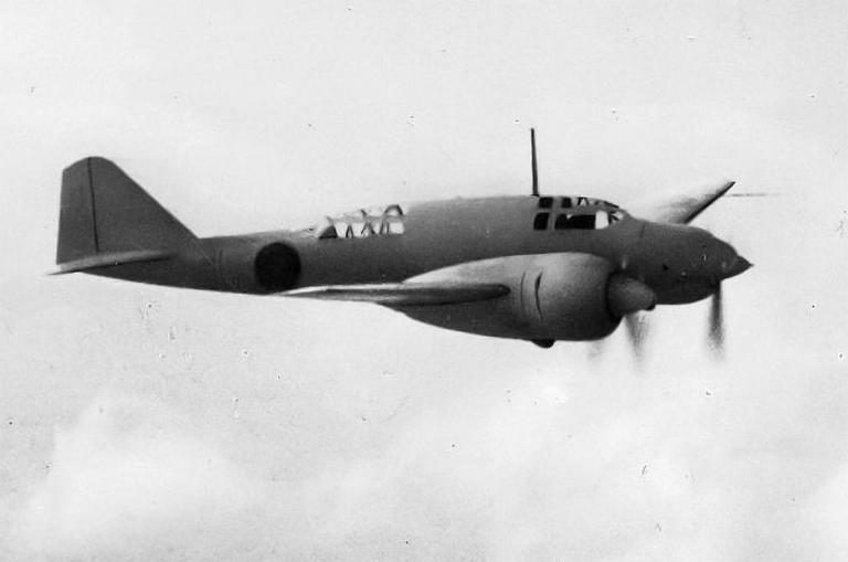OPO 10 - Lot de 2 Avions de Combat Mitsubishi (A7M2 Reppu + Zero 11) 1/72 (AC17 OPO 10 - Lot de 2 Avions de Combat Mitsubishi (A7M2 Reppu + Zero 11) 1/72 (AC17