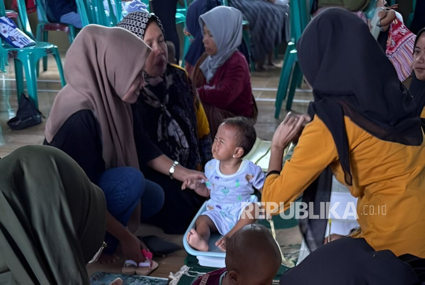 Telkom Bantu Cegah Stunting dengan Aplikasi di Domiyang Pekalongan