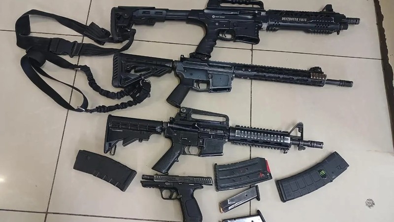 Semi-automatic rifles and 104 bullets: Security officers arrested for ...