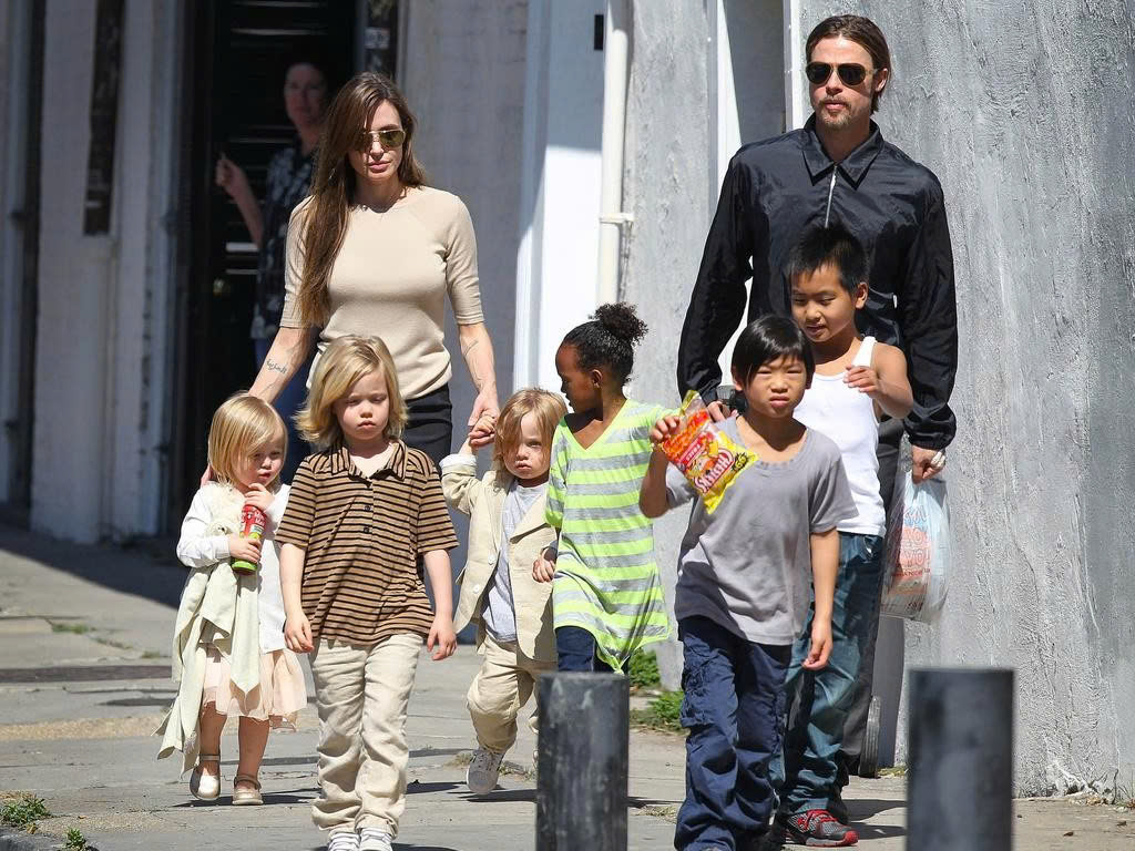 Cặp đôi quyền lực một thời có chung 6 người con và Angelina Jolie đã nộp đơn ly hôn vào năm 2016 - Ảnh: WireImage
