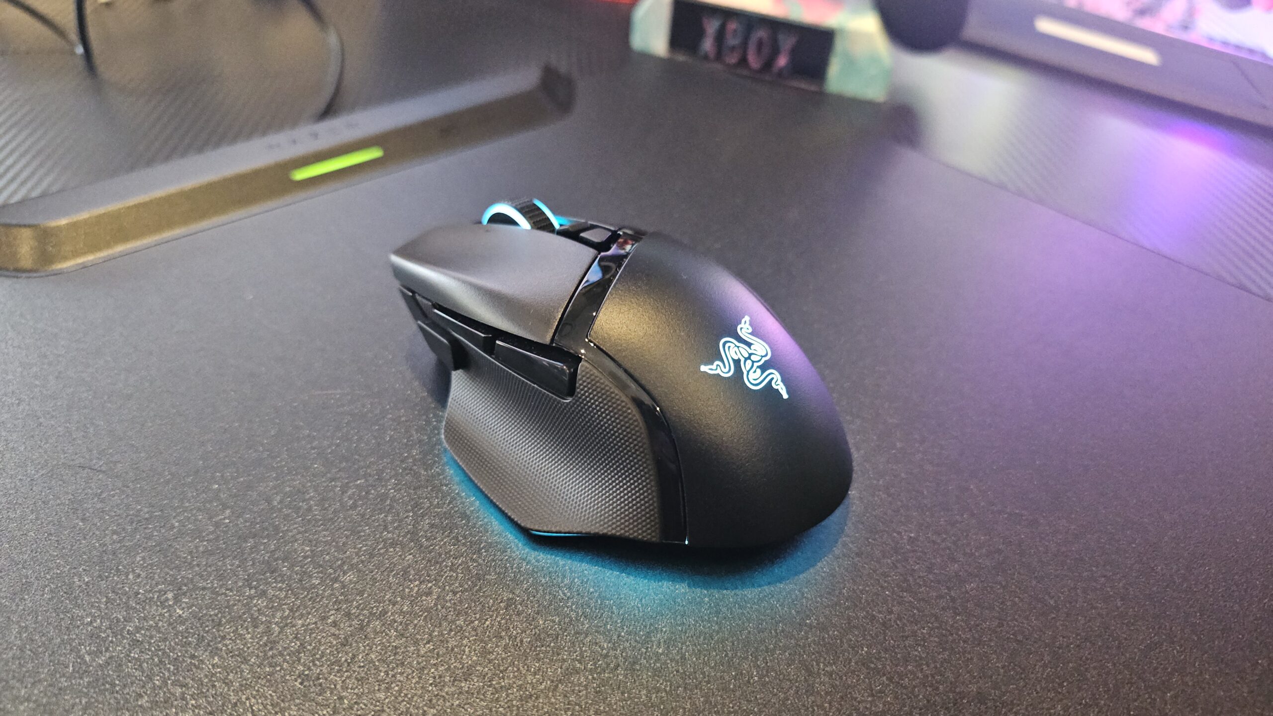 REVIEW: Razer HyperFlux V2 and Basilisk V3 Pro 35K - the future of ...