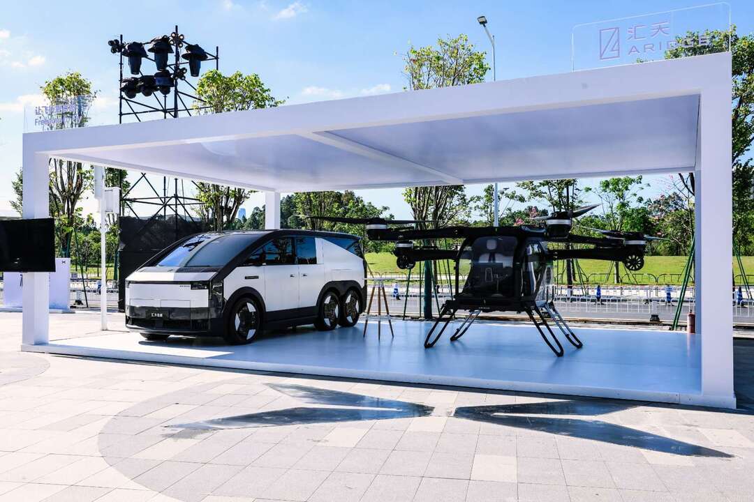 小鹏汽车-W (09868.HK) 港股热股分析