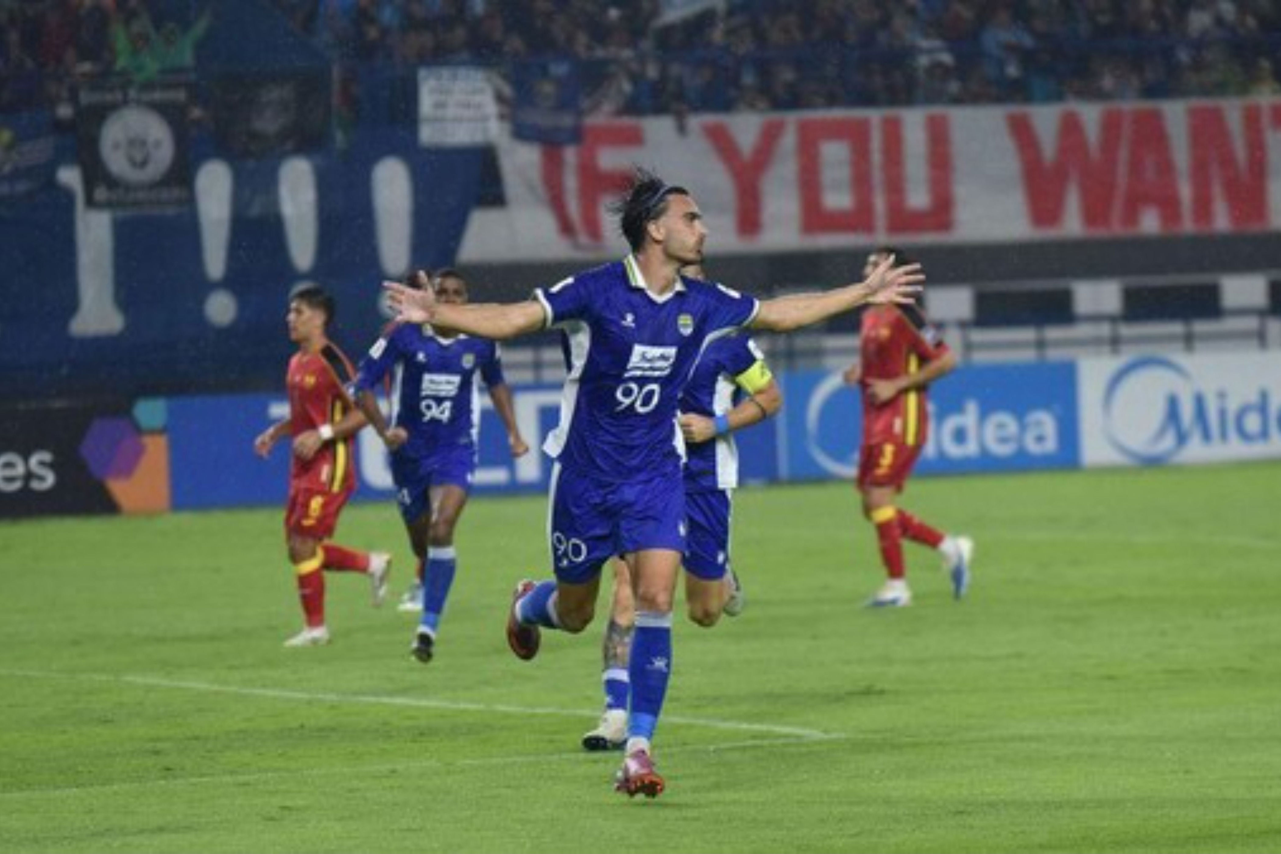 Hasil Selangor vs Persib Bandung 2-3: Persib Menang Lagi