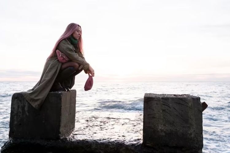 Tiga Zodiak yang Lebih Nyaman Hidup Sendiri