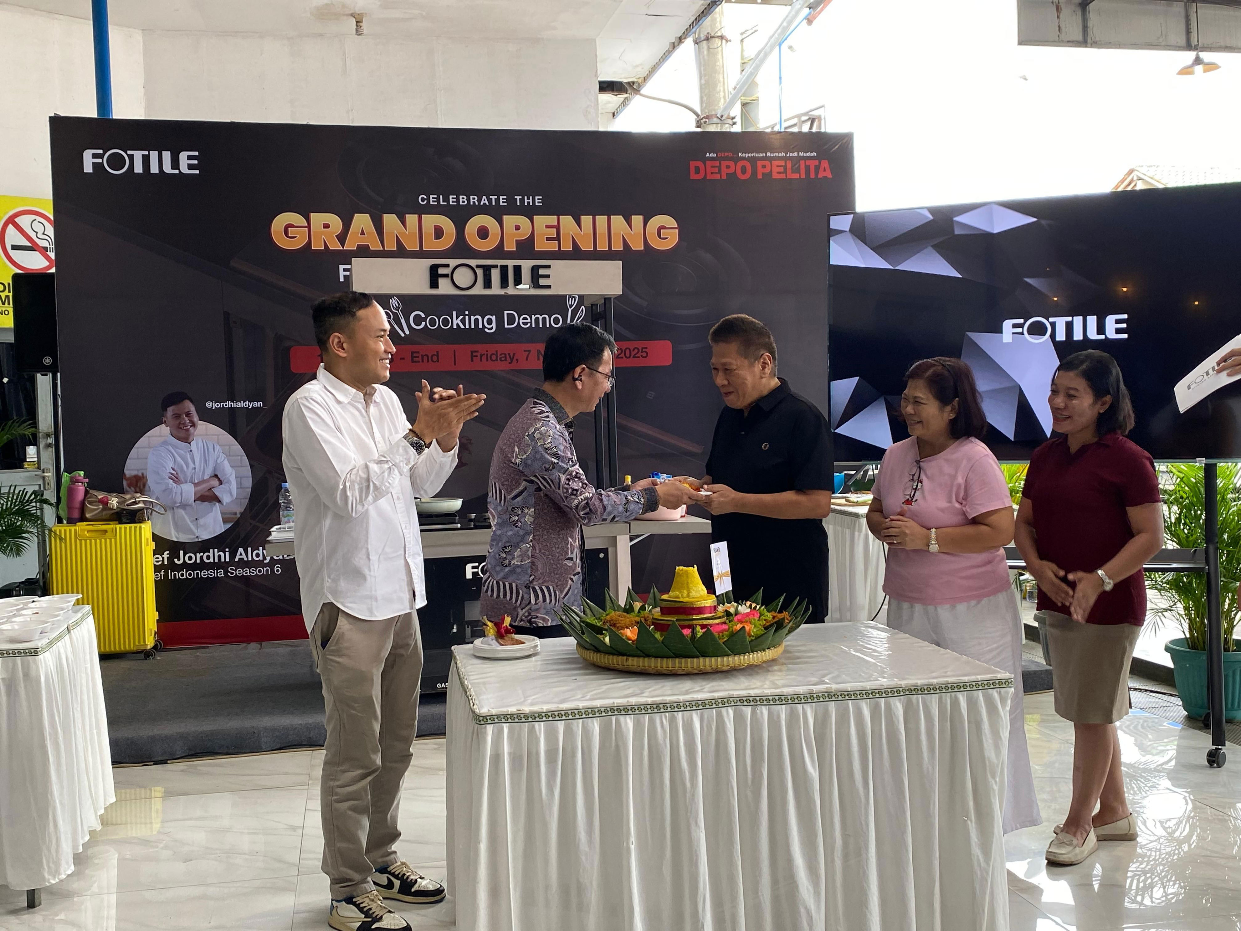 FOTILE Hadir di Depo Pelita Sokaraja, Bawa Teknologi Kompor Tanam Anti Bocor Gas