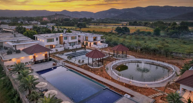 Top 10 Luxury Resorts in Ranthambore for a Royal Jungle Stay