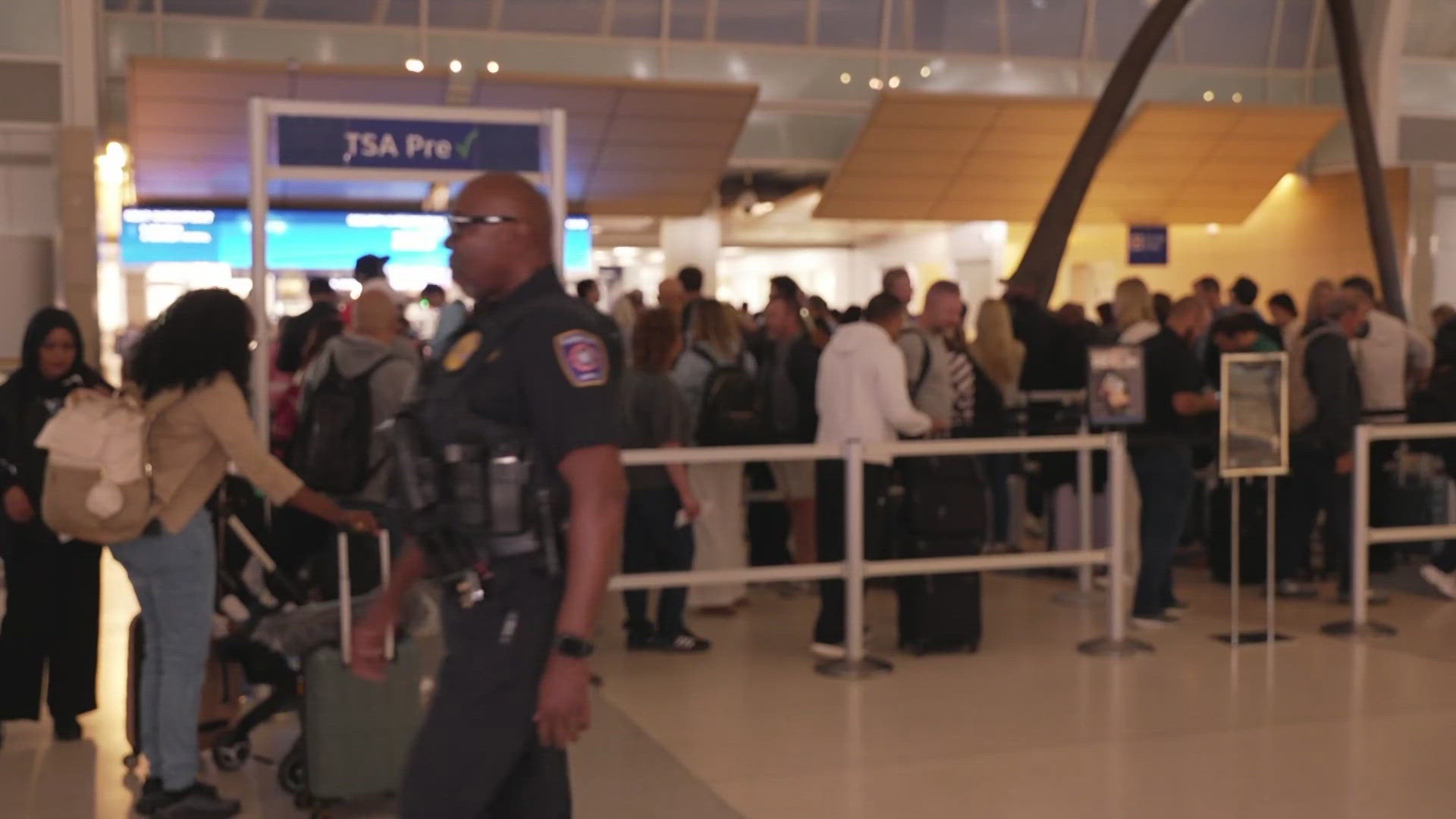 Air traffic reductions take effect: Impact at DFW Airport, Love Field