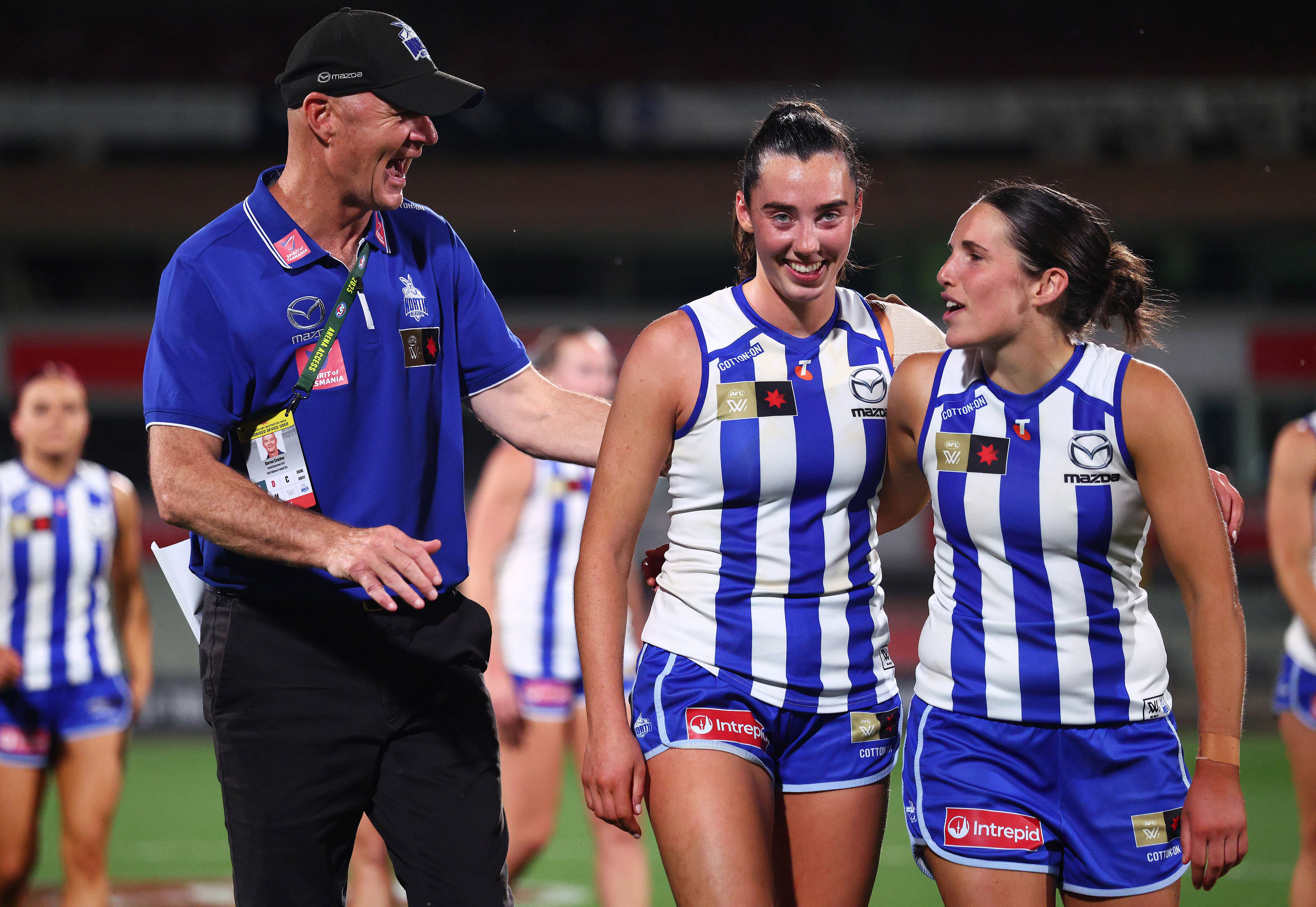 Epic Roos winning streak rolls on as Hawks claim unwanted history