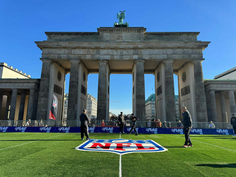 American Football: NFL kommt „nach Hause“ mit Bus-Kolonne, Pitbull und ...