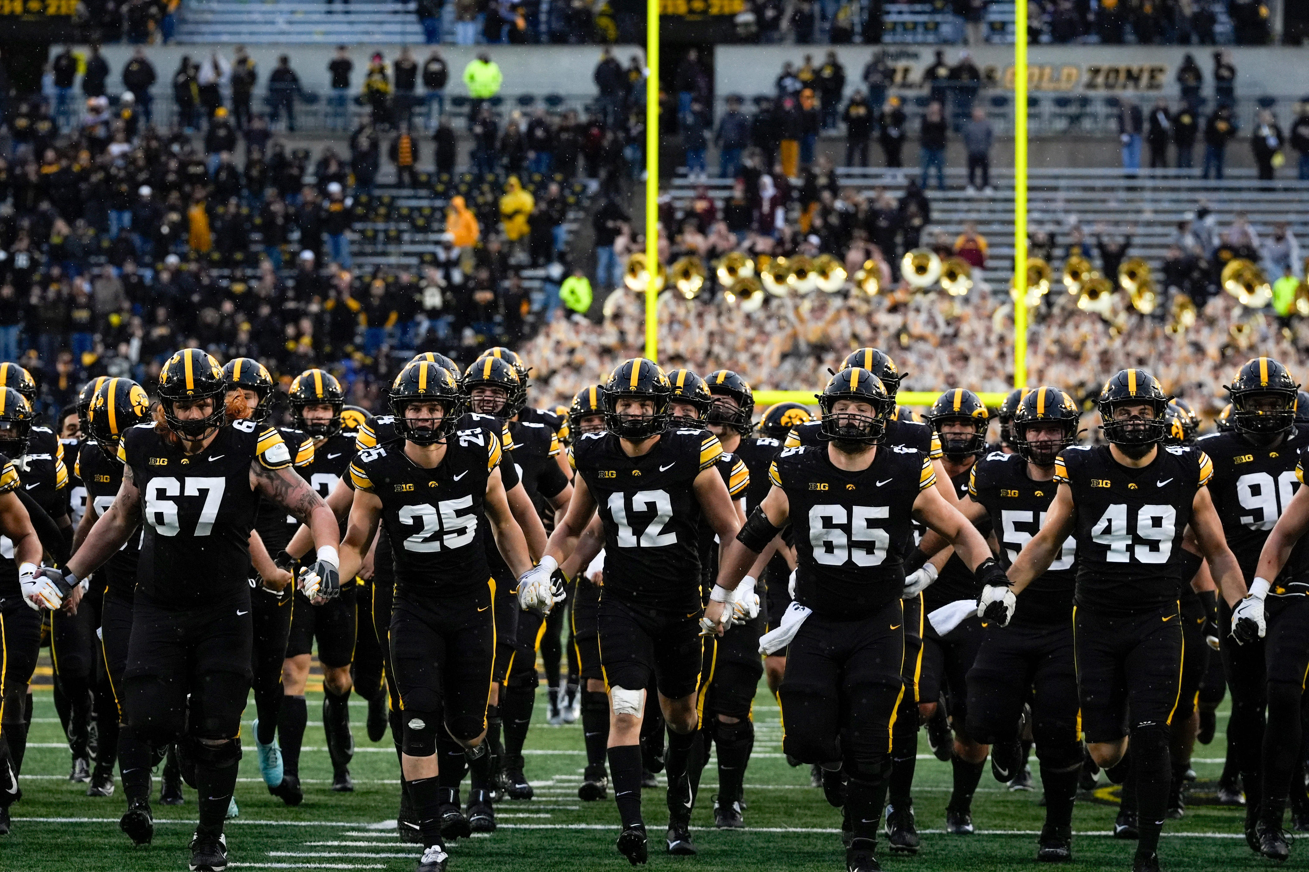 Iowa football drops gut-wrenching loss vs. Oregon: Final score, recap ...