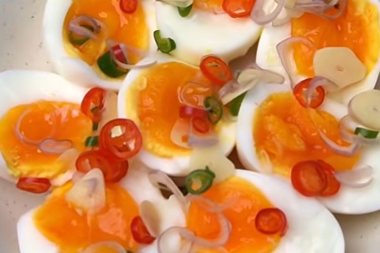 Resep Telur Pedas Asam Segar yang Viral!