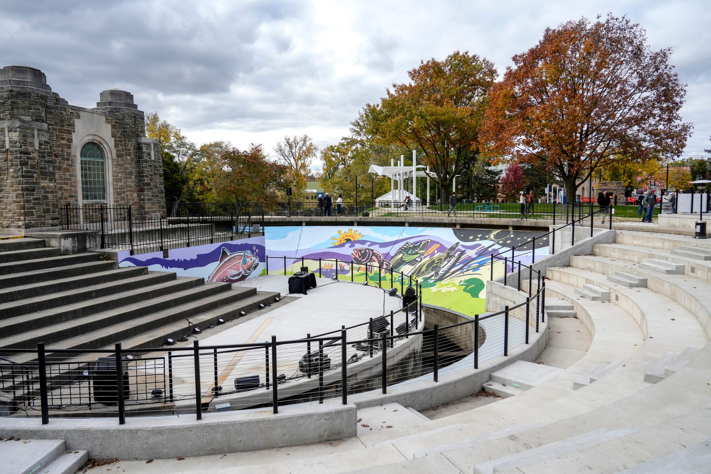 Officials unveil new $3.6 million Fish Ladder Music Park in Lansing