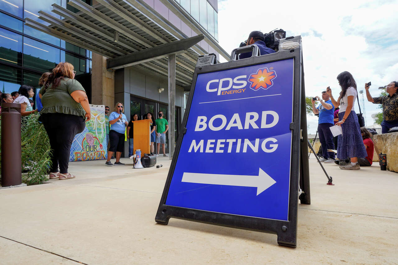 CPS Energy shut out public in $1.4 billion natural gas plant purchase
