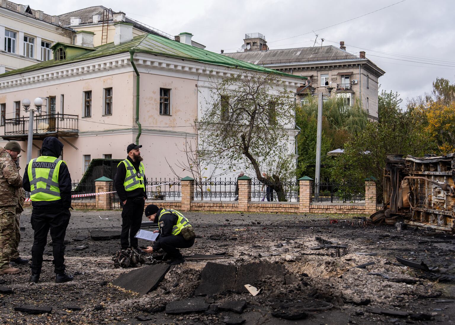 Russian strikes on Ukraine kill at least four people and wound 16