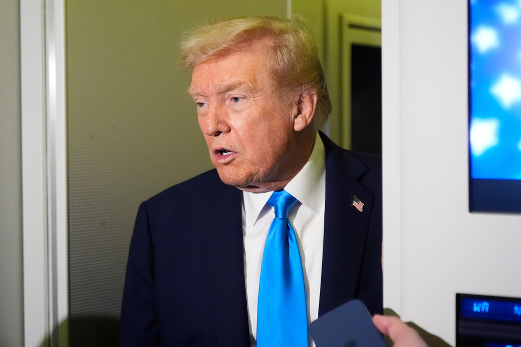 Trump threatens Canada with 10% extra import tax for not pulling down ...