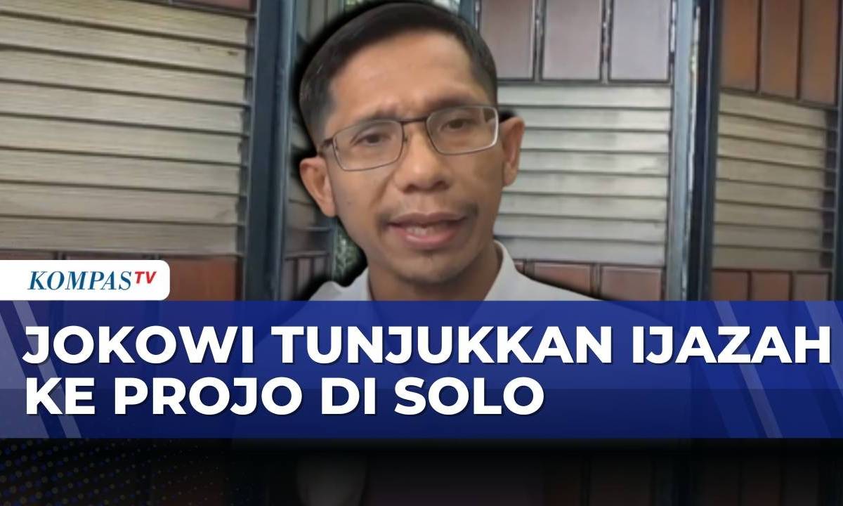 Jokowi Tunjukkan Ijazah UGM Saat Terima Relawan Projo di Solo, Ini Bentuknya! | KOMPAS PAGI