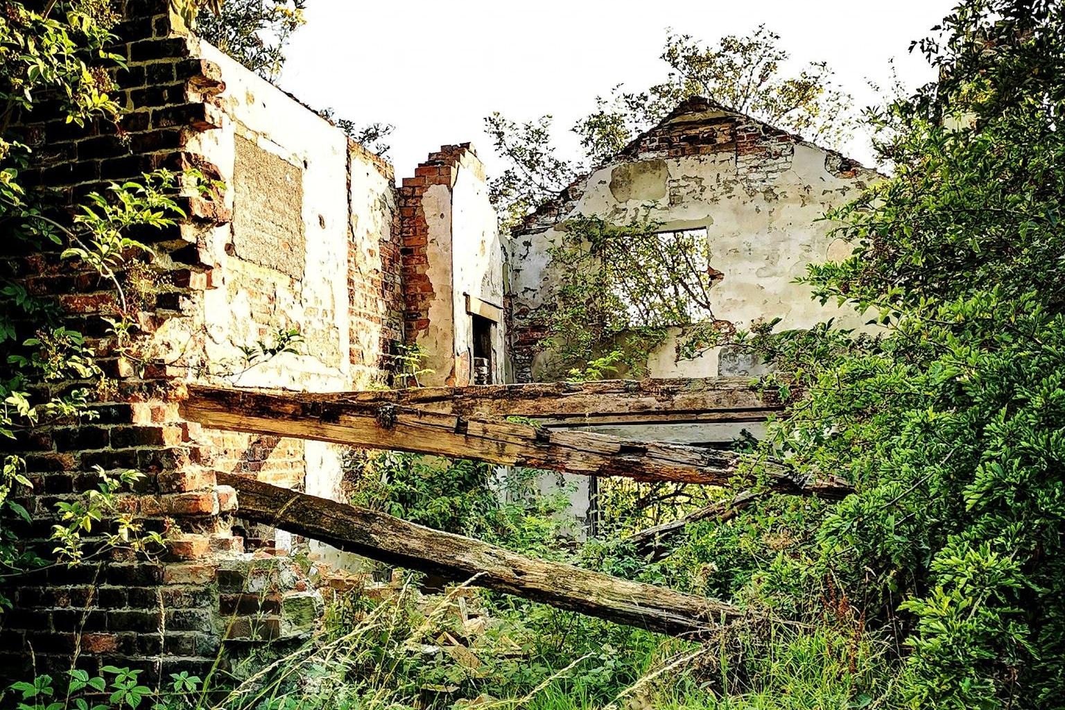 Inside Wakefield's abandoned Victorian farm that was a secret Harry ...