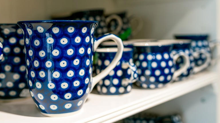 The Easy And Affordable IKEA Hack For Customizable Coffee And Tea Mug ...