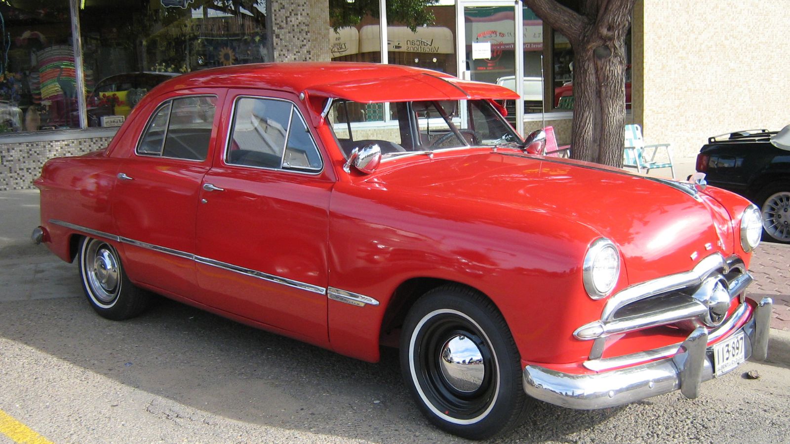 Why certain classic cars have four pedals (and it was done on purpose)