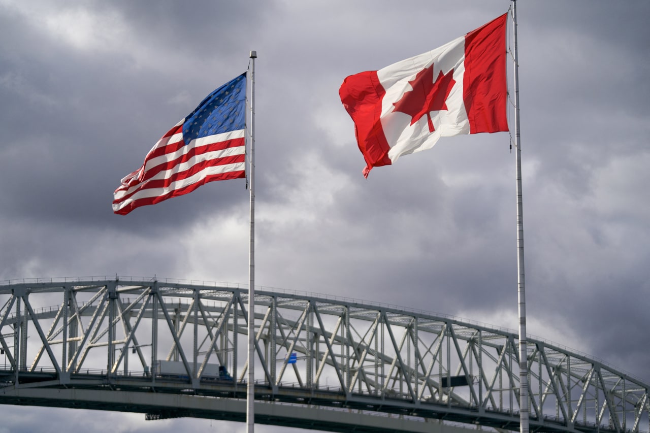 Trump Says He Will Hike Tariffs on Canada By 10% Over Ontario Ad