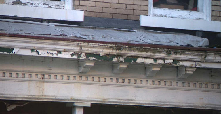 1 hospitalized after fire breaks out inside home in Allegheny County