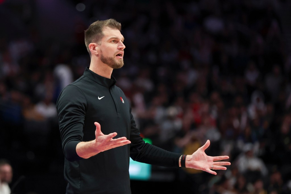 Bulls hire Tiago Splitter as head coach with franchise in playoff rut