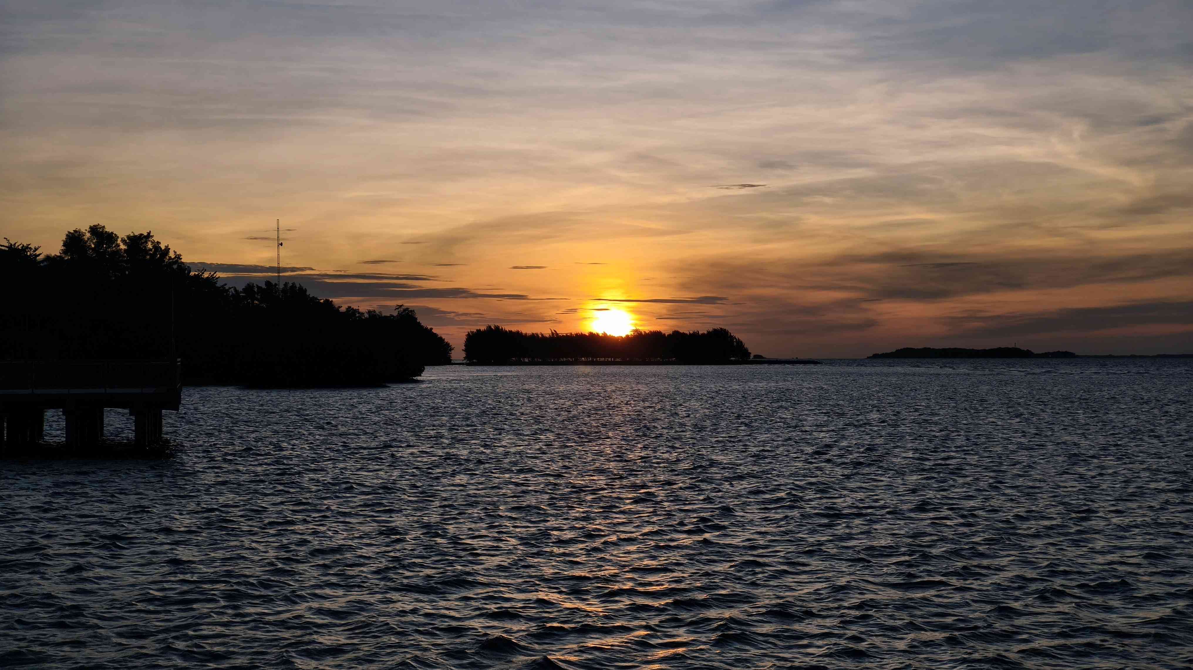 Tiket Wisata Pulau Tidung: Nonton Band dan Menginap Di Sana