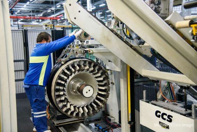 Mengunjungi Pabrik Ban Pesawat dan Truk Michelin di Nongkhae, Thailand