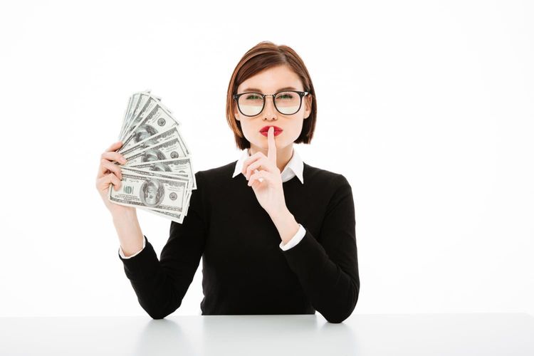 3 Zodiak Siap Melesat dalam Karier, Keuangan, dan Kesejahteraan di Akhir Bulan Ini