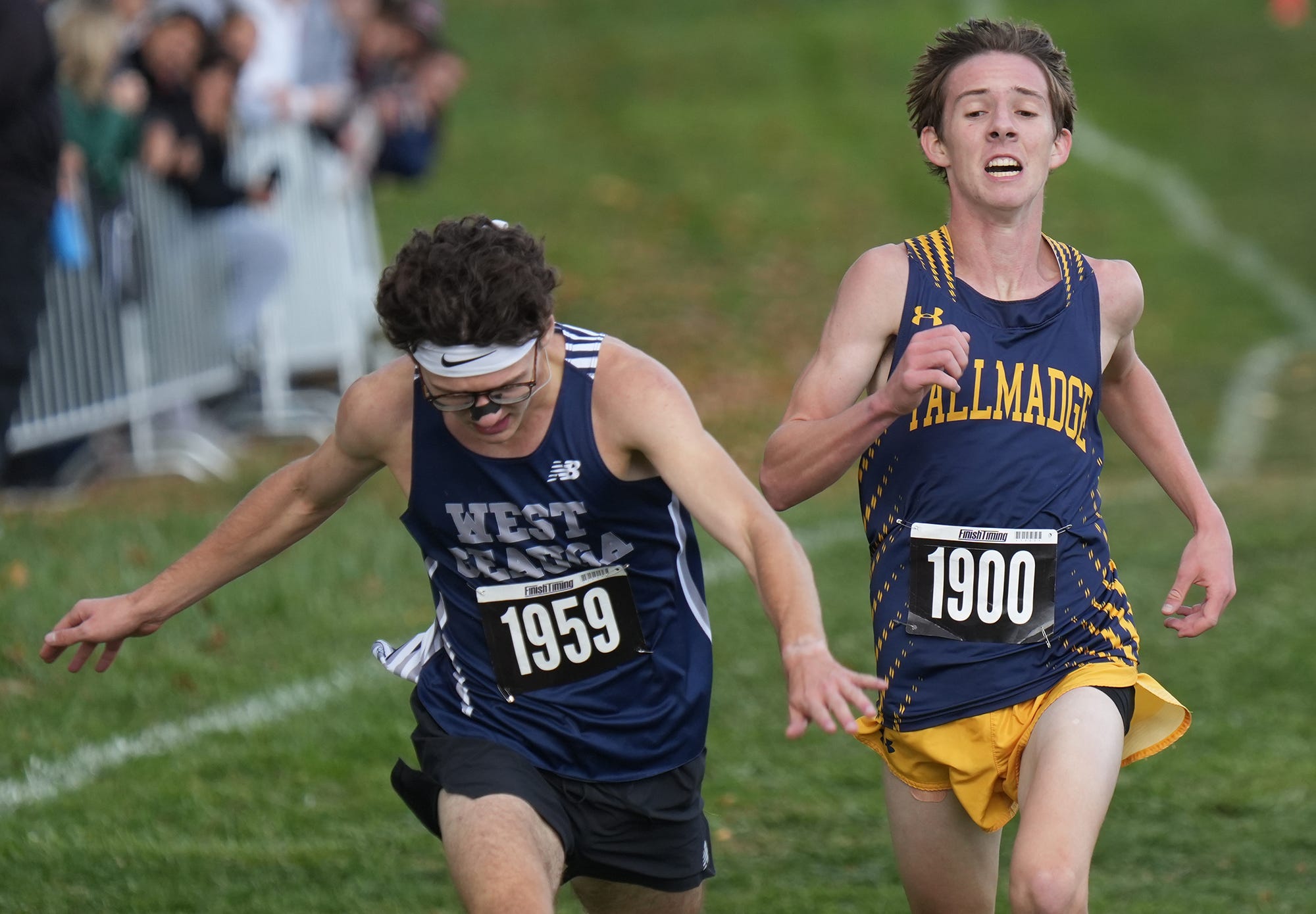 Woodridge sweeps OHSAA Division III cross country titles at Boardman ...