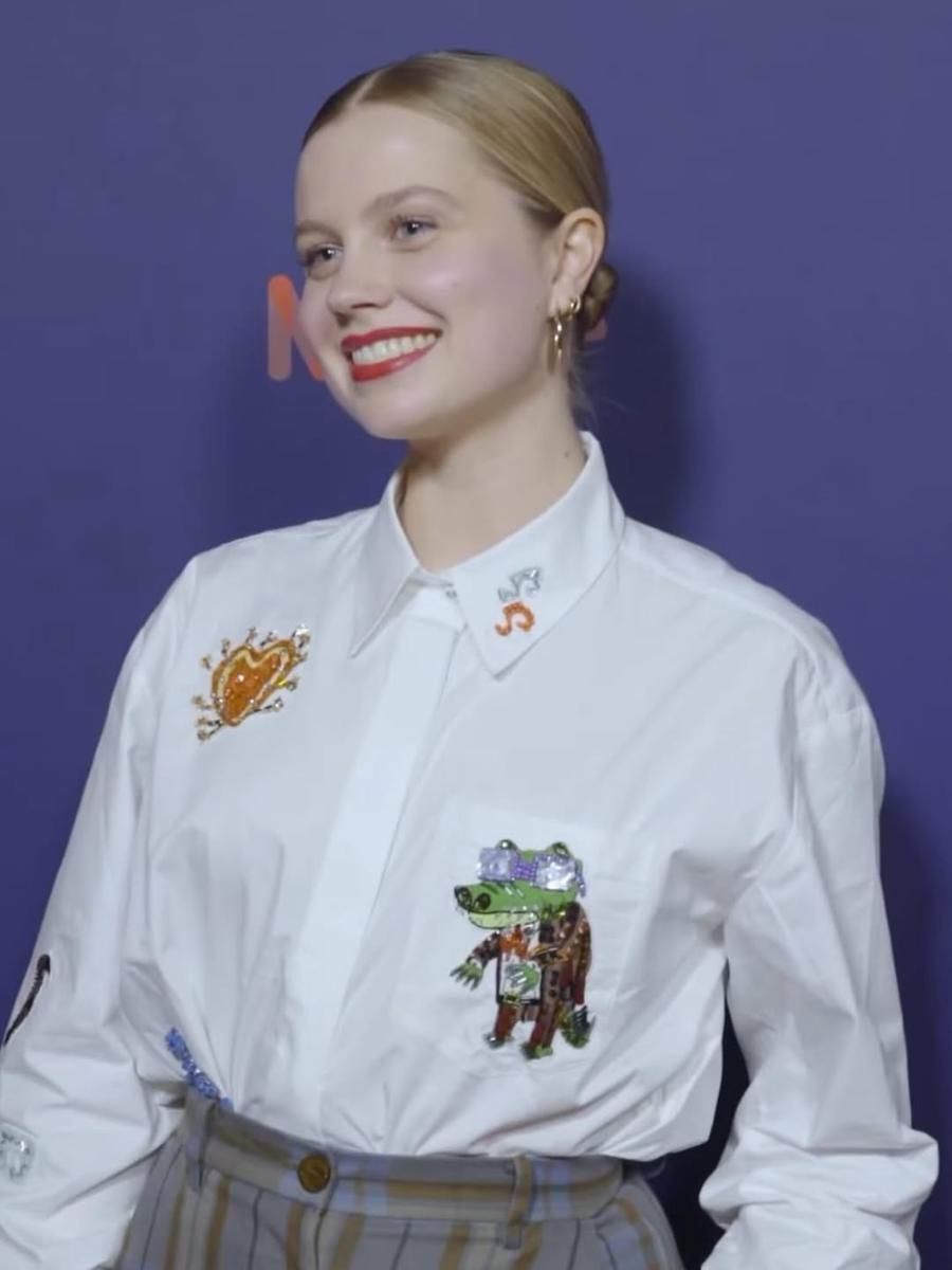 Gaya Rambut Angourie Rice yang Segar dan Sederhana