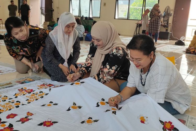 Dinas Perindustrian dan Tenaga Kerja Surabaya Latih Ribuan Warga, 60 Persen Bekerja