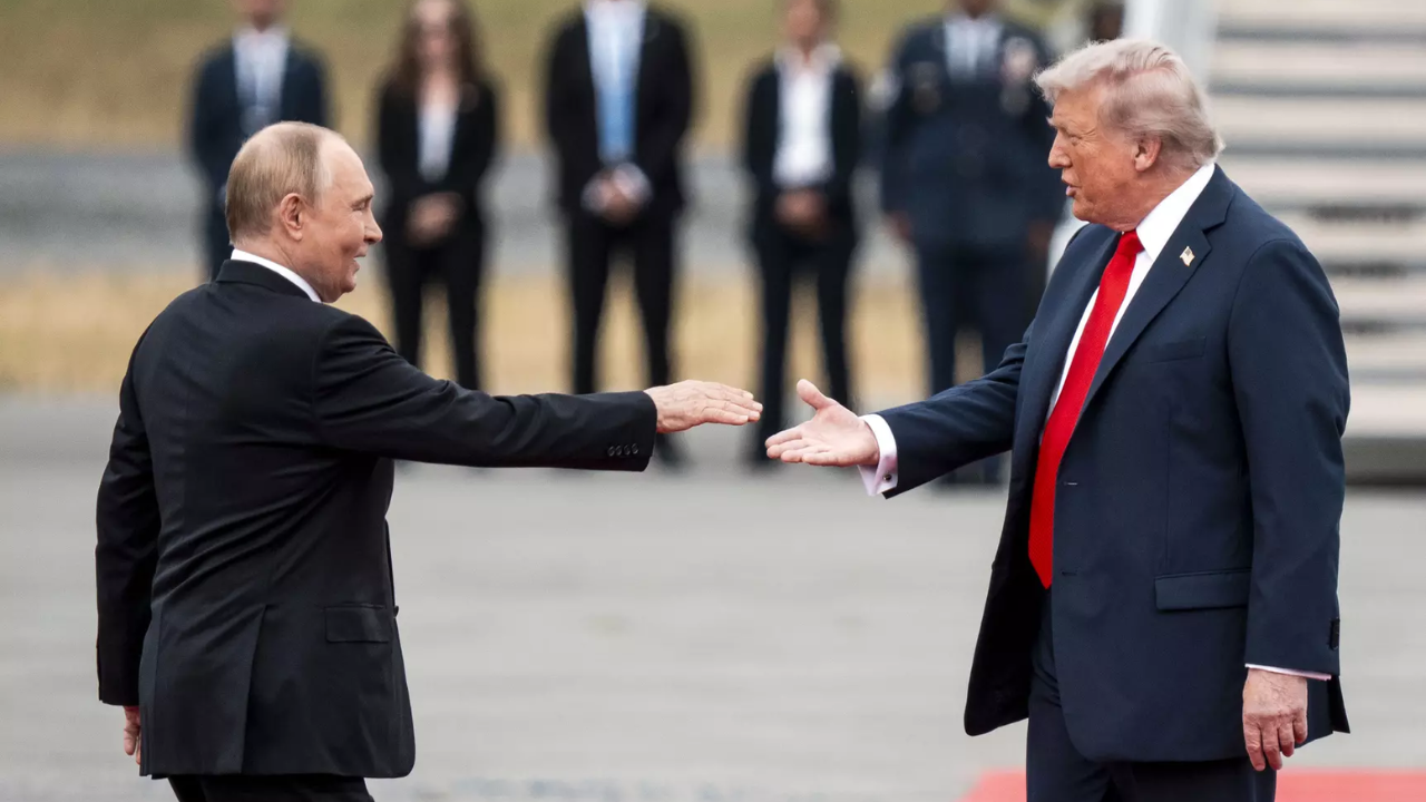 Vladimir Putin's stern message to Donald Trump? Russia announces test ...