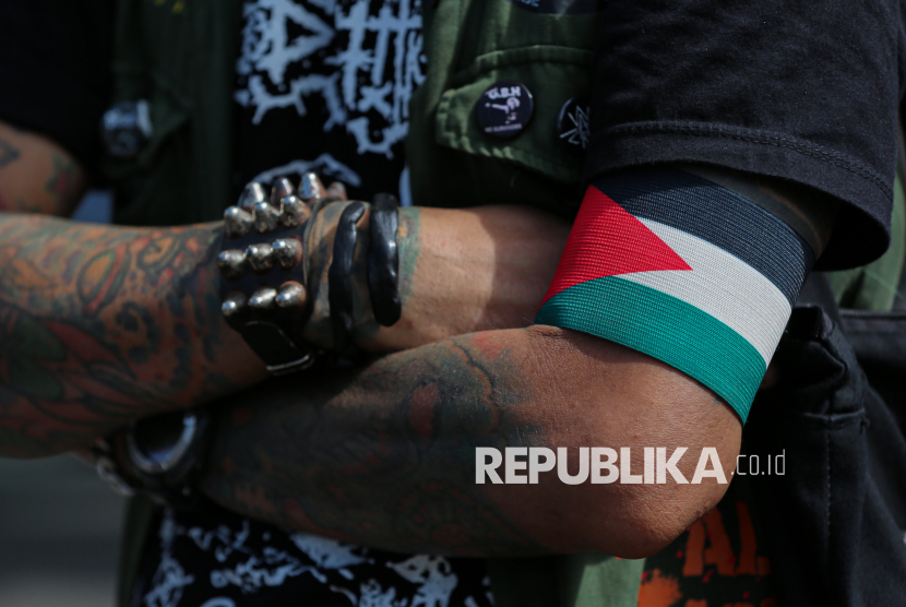 Kumpulan Manusia, Bebaskan Palestina!