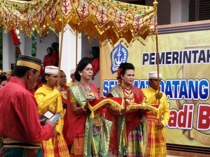 Jejak yang Hilang: Bone dalam Kekacauan Budaya