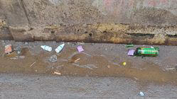 Botol Alkohol dan Kondom Mengganggu Kenyamanan di Terminal Singaparna