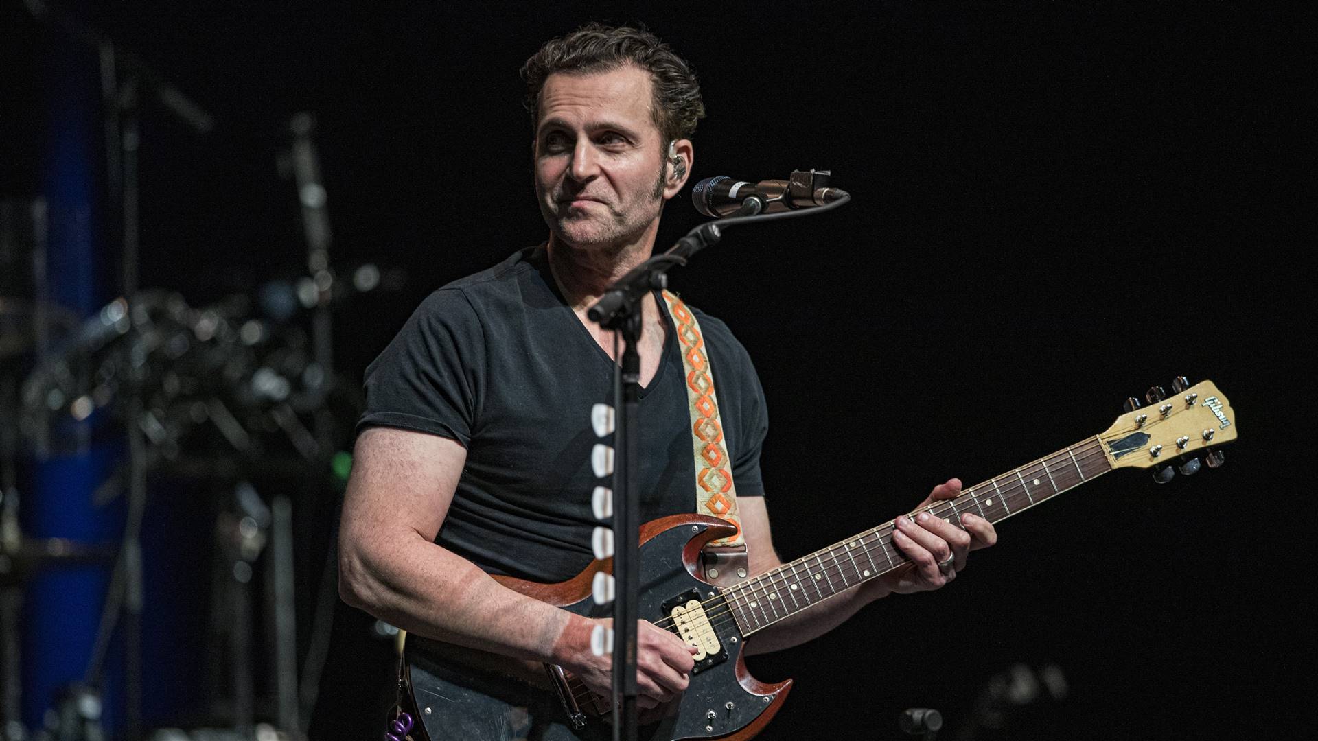 O jovem rockstar que muitos detonam à toa, segundo filho de Frank Zappa
