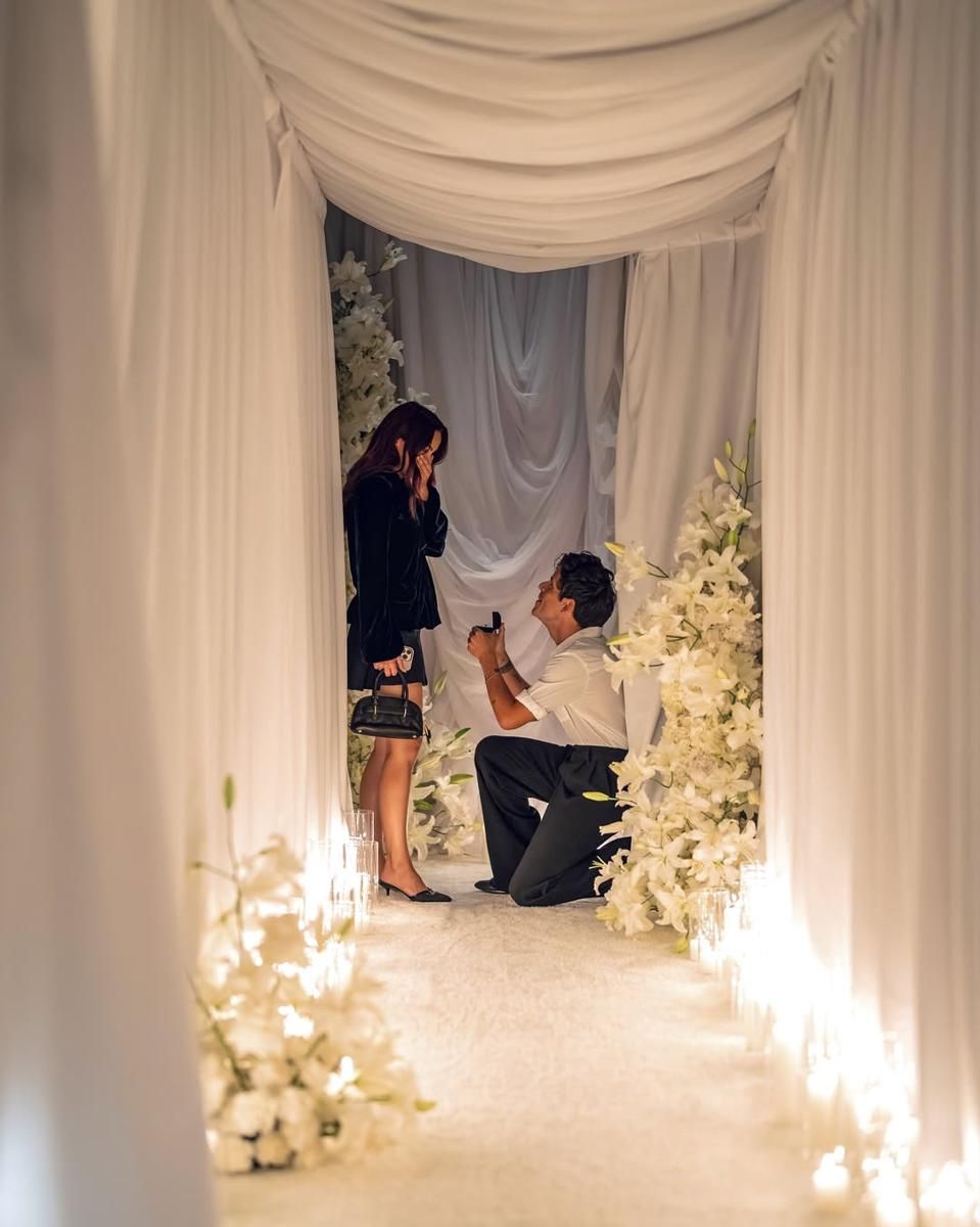 7 Potret Camila Mendes Saat Dilamar Rudy Mancuso