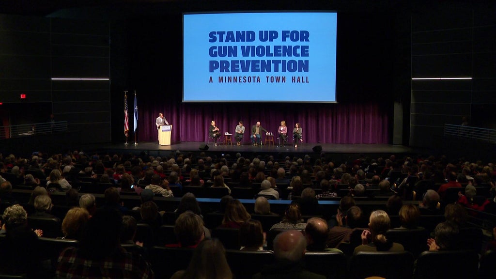 Gov. Walz, DFL leaders hold first in series of 