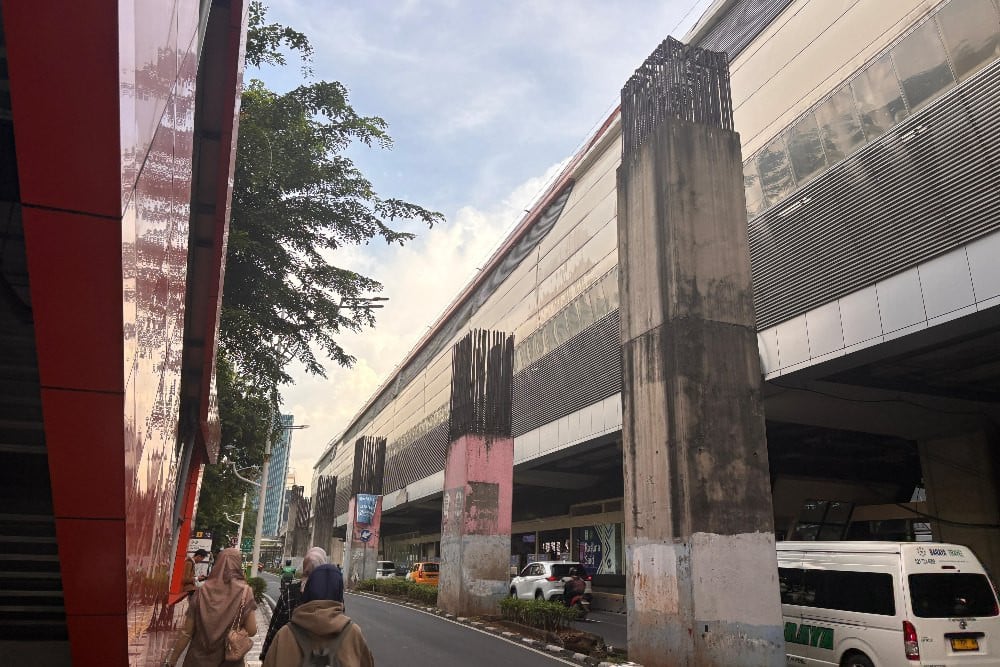 Mangkrak! Ini Kisah Tiang Monorel Jakarta yang Akan Dibongkar Pramono