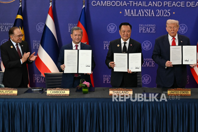 Thailand dan Kamboja Sepakati Perdamaian di KTT ASEAN Kuala Lumpur