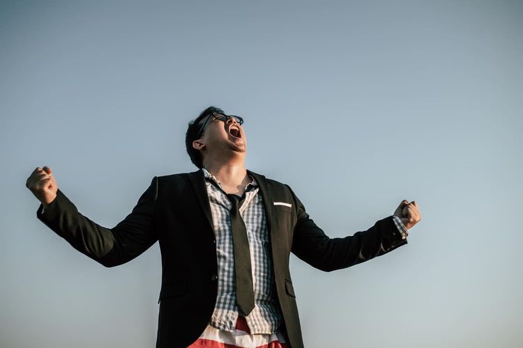 Karma Baik Datang, 8 Zodiak Dapat Keberuntungan Sebelum Akhir 2025