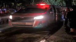 Pengendara Sepeda Motor Tewas Terpeleset Lubang Jalan di Depan Kantor Bupati