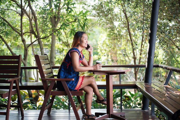 Jauh dari Keramaian, 4 Kafe Terpencil yang Menakjubkan di Dunia