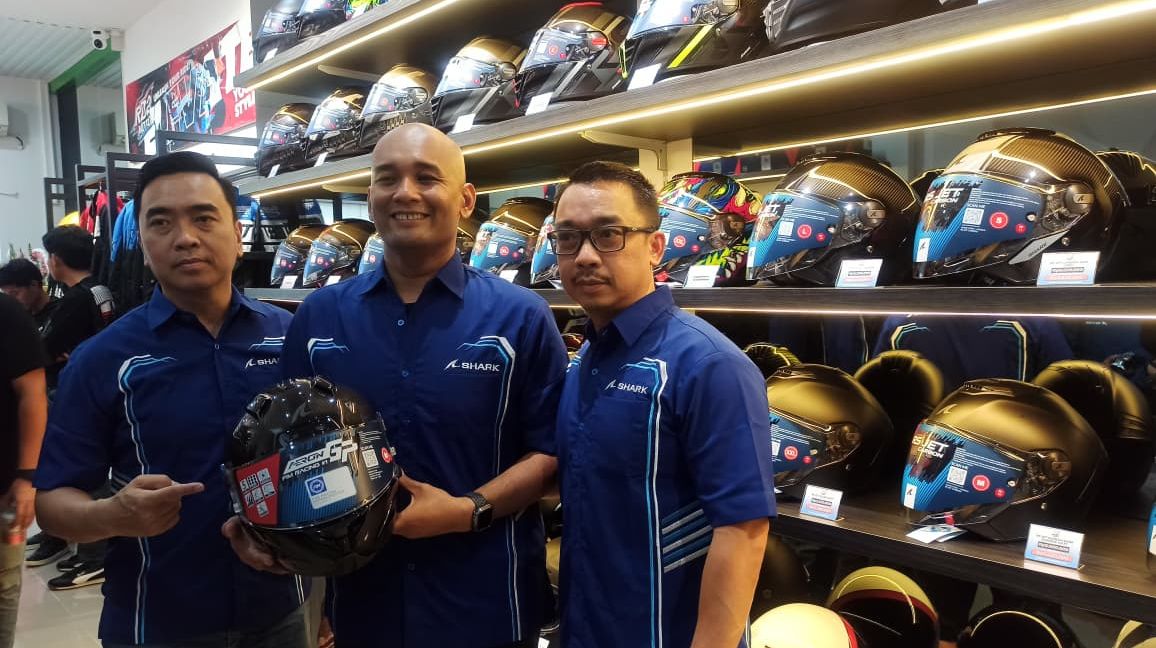 RD2 Moto Buka Outlet Pertama di Kelapa Gading, Jadi Dealer Helm Shark dan Apparel Prostreet